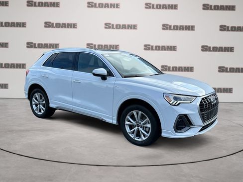 Used 2023 Audi Q3 2.0T Premium w/ Convenience Package AWD/4WD image 7