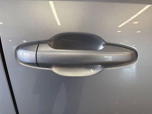 Used 2020 Toyota Tacoma TRD Sport image 19