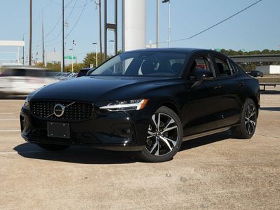 Used 2023 Volvo S60 B5 Core w/ Climate Package