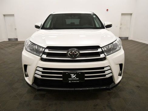 Used 2018 Toyota Highlander Limited w/ Carpet Mat Package (TMS) image 11