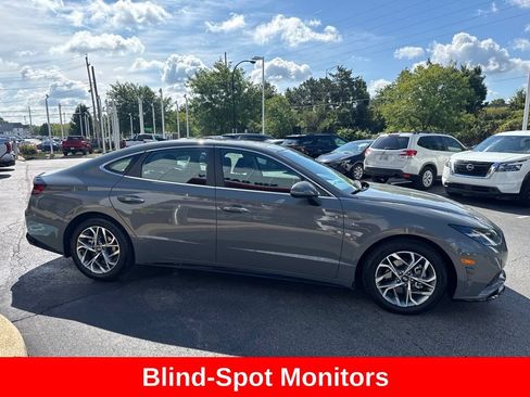 Used 2023 Hyundai Sonata SEL w/ Convenience Package FWD image 8
