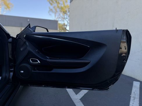 Used 2013 Chevrolet Camaro ZL1 image 27