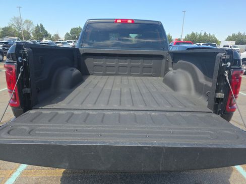 Used 2026 RAM 2500 Big Horn AWD/4WD image 9