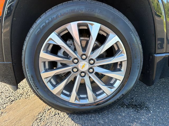 Used 2022 Chevrolet Traverse Premier w/ LPO, Floor Liner Package AWD/4WD image 11