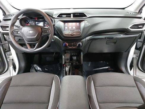 Used 2023 Chevrolet TrailBlazer LT image 9