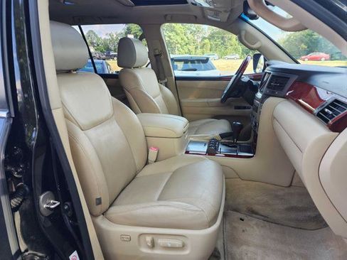 Used 2010 Lexus LX 570 4WD image 20
