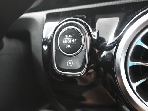 Used 2022 Mercedes-Benz A 220 4MATIC image 21