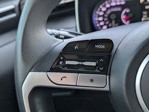 Used 2023 Hyundai Santa Cruz SEL image 25