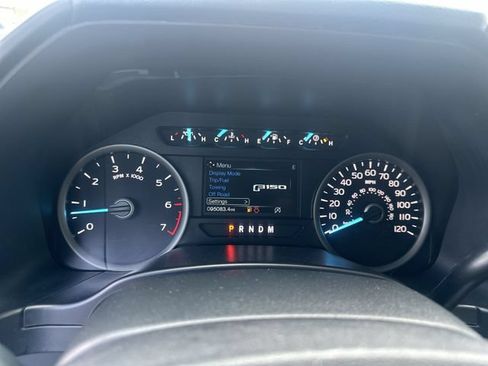 Used 2020 Ford F150 XLT w/ Trailer Tow Package AWD/4WD image 12
