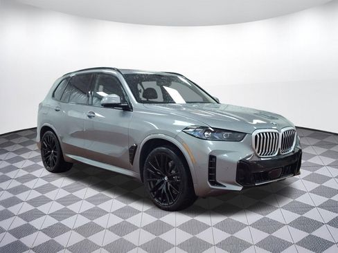 Used 2026 BMW X5 xDrive40i w/ M Sport Package AWD/4WD image 7