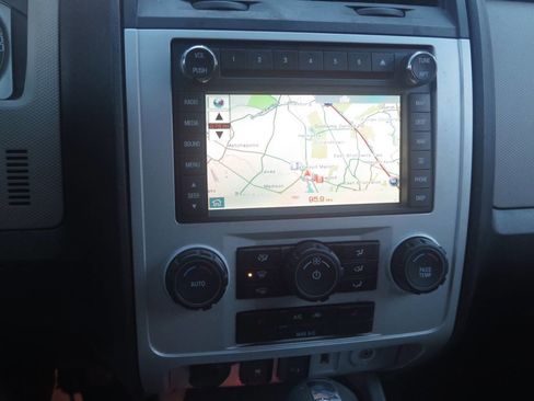 Used 2009 Mercury Mariner Premier image 9