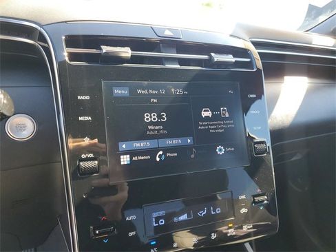 Used 2024 Hyundai Santa Cruz SEL image 17