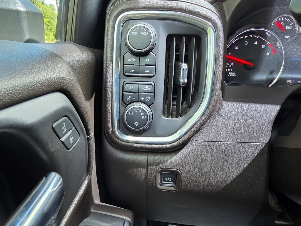 Used 2022 Chevrolet Silverado 1500 RST w/ All Star Edition Plus AWD/4WD image 32