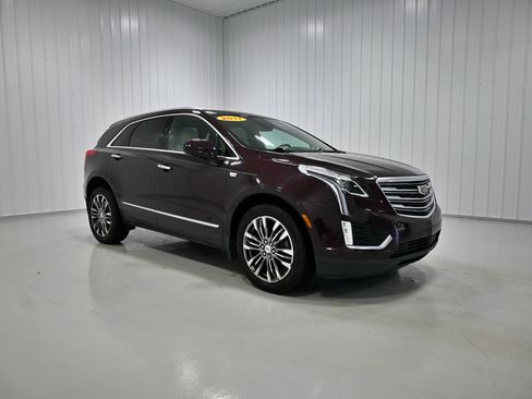 Used 2017 Cadillac XT5 Premium Luxury w/ LPO, Wheel Lock Package AWD/4WD image 3