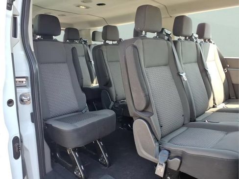Used 2024 Ford Transit 350 XLT RWD image 21