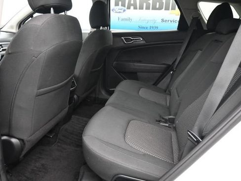 Used 2023 Kia Sportage LX FWD image 9
