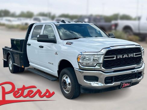 Used 2022 RAM 3500 Tradesman w/ Chrome Appearance Group AWD/4WD image 1