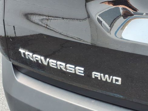 Certified 2023 Chevrolet Traverse LT w/ LT Premium Package AWD/4WD image 18