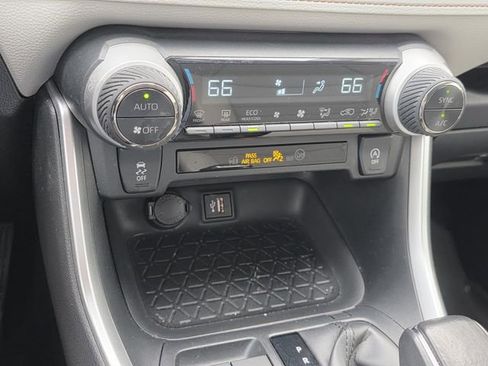 Certified 2023 Toyota RAV4 XLE Premium image 20