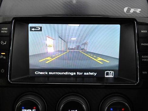Used 2015 Jaguar F-TYPE R RWD image 31