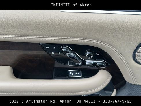 Used 2020 Land Rover Range Rover HSE image 46