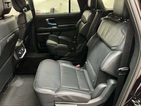 New 2026 Ford Expedition Max Platinum w/ Stealth Performance Package AWD/4WD image 12