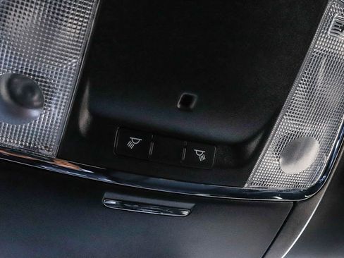 Used 2020 Jeep Grand Cherokee Laredo RWD image 34