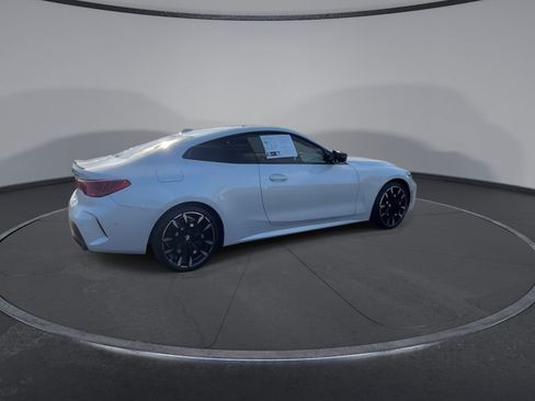 Used 2025 BMW 440i xDrive Coupe w/ Parking Assistance Package AWD/4WD image 9