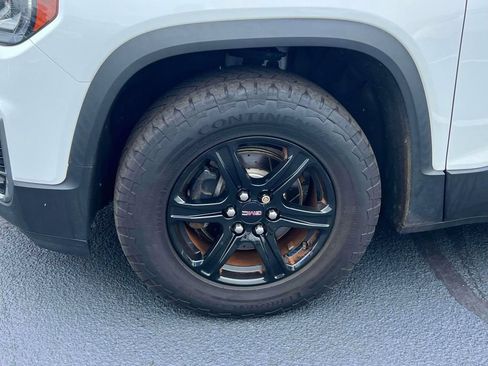 Used 2020 GMC Acadia AT4 w/ Driver Alert Package II AWD/4WD image 9
