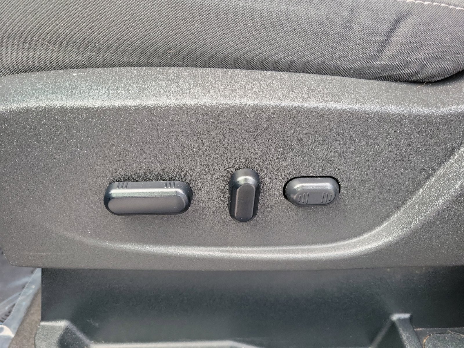 Used 2019 Ford Escape SE AWD/4WD image 13