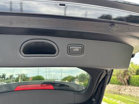 Used 2019 Hyundai Tucson Limited w/ Cargo Package FWD image 32