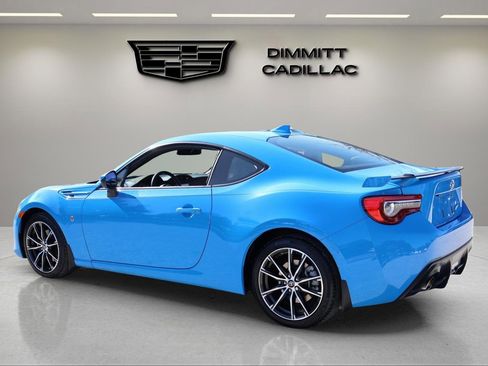 Used 2019 Toyota 86 image 3
