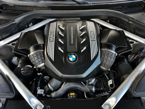 Used 2020 BMW X7 M50i w/ Executive Package image 34