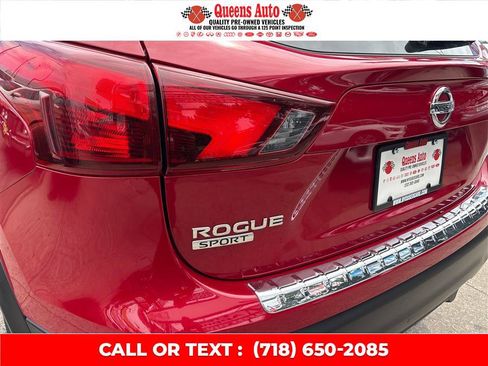 Used 2017 Nissan Rogue Sport S w/ S Appearance Package AWD/4WD image 30