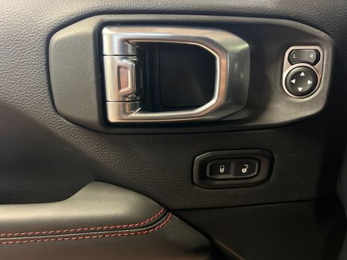 New 2026 Jeep Wrangler Unlimited Rubicon image 10