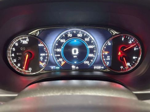 Used 2017 GMC Acadia Denali w/ Technology Package AWD/4WD image 30