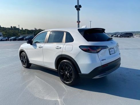 Certified 2026 Honda HR-V Sport image 10