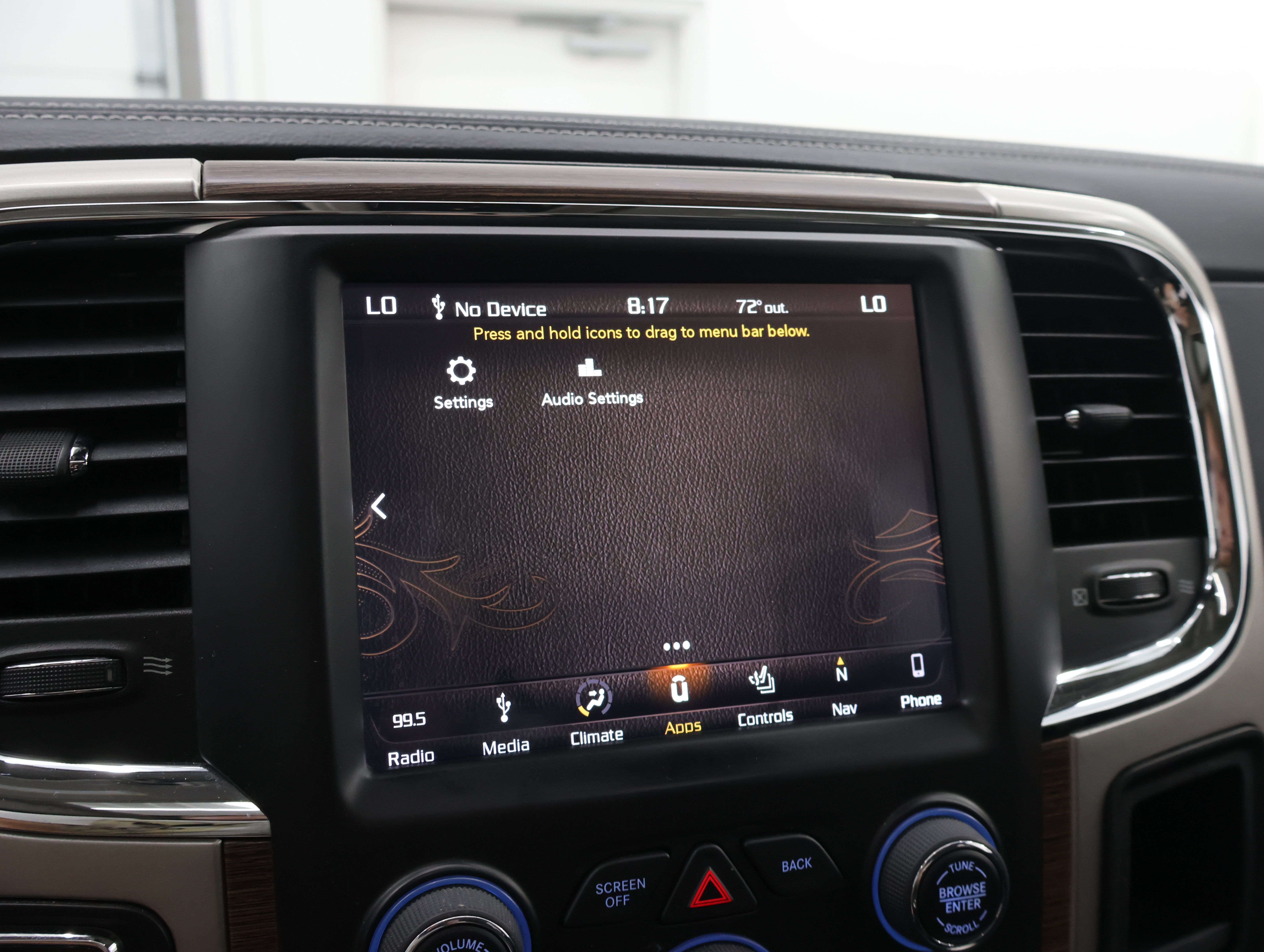 Used 2018 RAM 1500 Laramie w/ Convenience Group AWD/4WD image 57