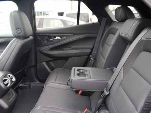 New 2025 Chevrolet Blazer EV LT w/ Super Cruise Package image 28