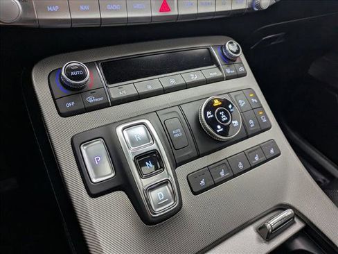 Used 2022 Hyundai Palisade Calligraphy image 13