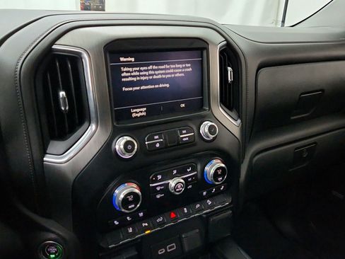 Used 2023 GMC Sierra 2500 Denali w/ Denali Ultimate Package AWD/4WD image 20