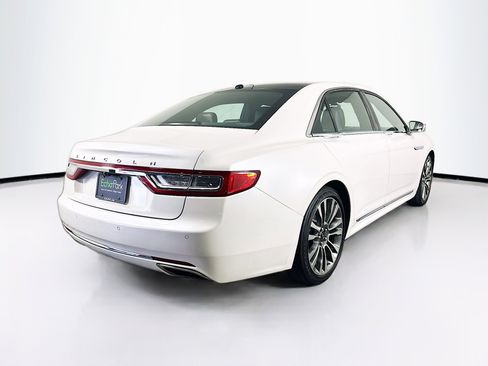 Used 2017 Lincoln Continental Reserve FWD image 9
