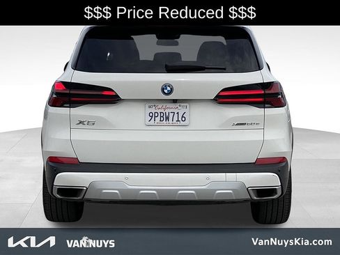 Used 2025 BMW X5 xDrive50e AWD/4WD image 33