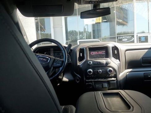 Used 2022 GMC Sierra 1500 AT4 w/ AT4 Preferred Package image 7