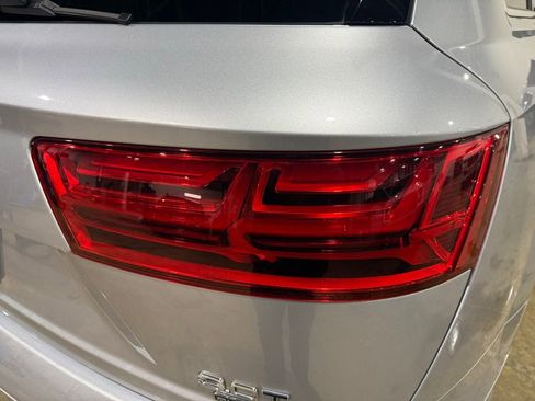 Used 2018 Audi Q7 3.0T Prestige w/ Prestige Package image 12