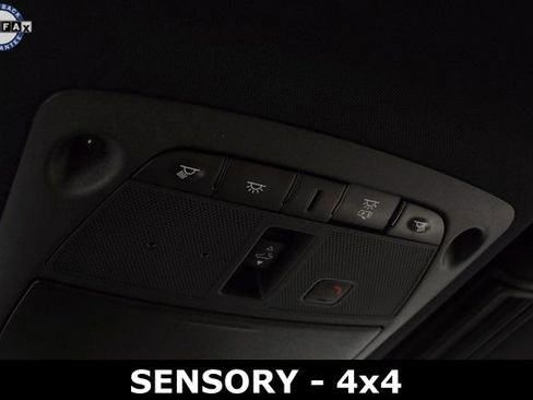 Used 2024 INFINITI QX80 Sensory image 39