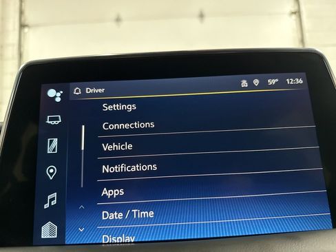 Used 2022 Chevrolet Suburban Z71 w/ Z71 Off-Road Package image 33