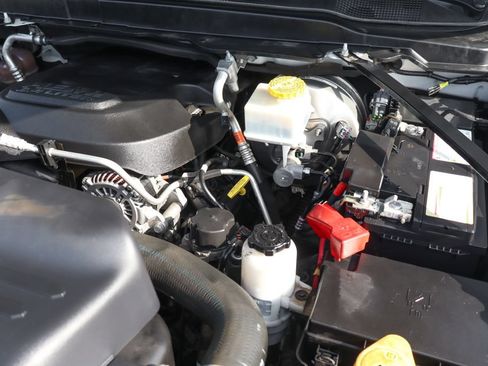 Used 2021 RAM 2500 Tradesman RWD image 15