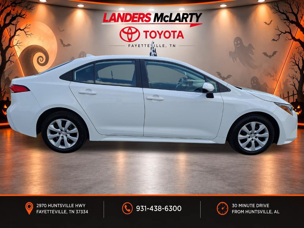 Used 2023 Toyota Corolla LE FWD image 2
