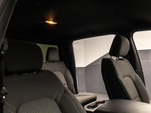 Used 2023 RAM 1500 Big Horn AWD/4WD image 42
